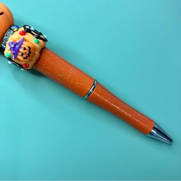Orange Kawaii Cat Pumpkin Halloween Handmade Beaded Pen - Picture 5 of 7